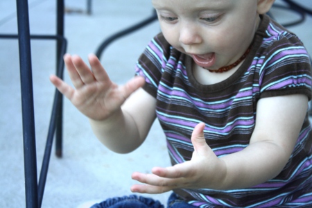 Little Miss Claps Her Hands